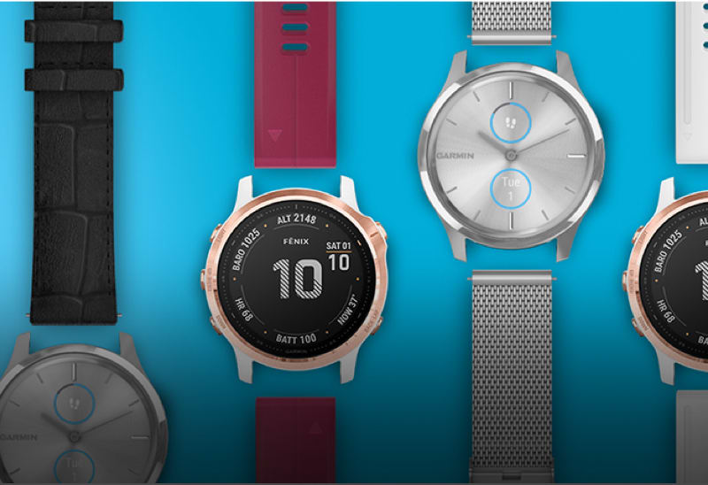 Obr&aacute;zek představuj&iacute;c&iacute; Garmin chytr&eacute; hodinky s různ&yacute;mi p&aacute;sky