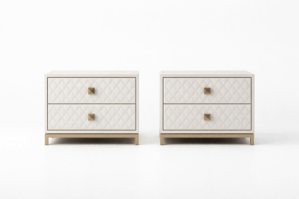 Ensemble de deux tables de chevet à 2 tiroirs en PU matelassé