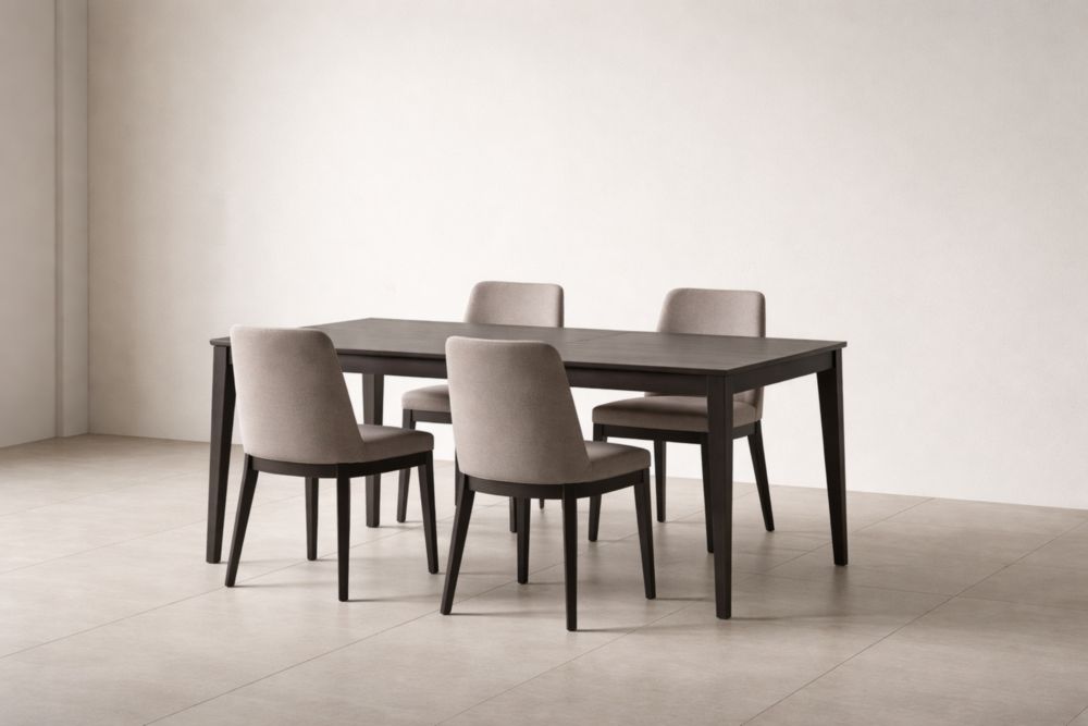 Set Tavolo da Pranzo in Legno con 4 Sedie Imbottite Beige