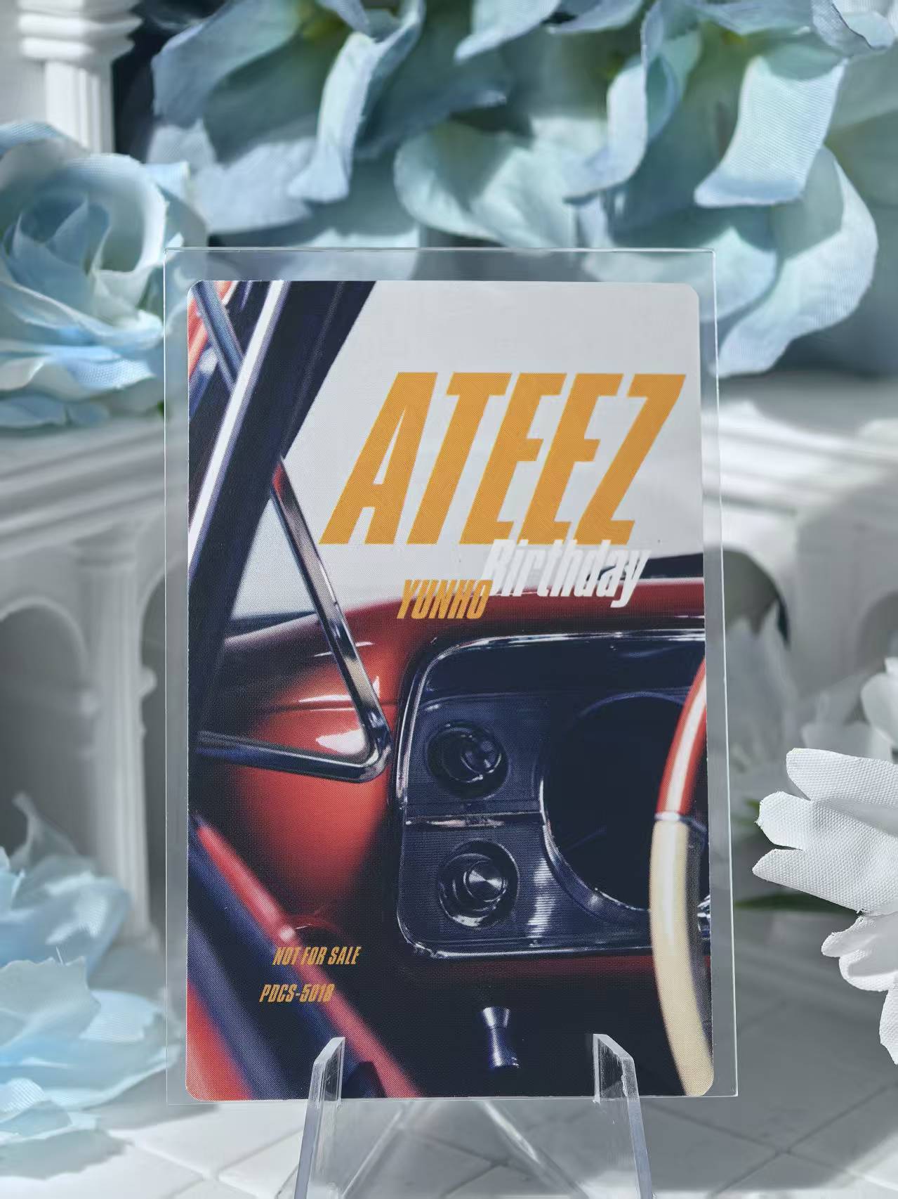 ATEEZ - Yunho Official Poca
