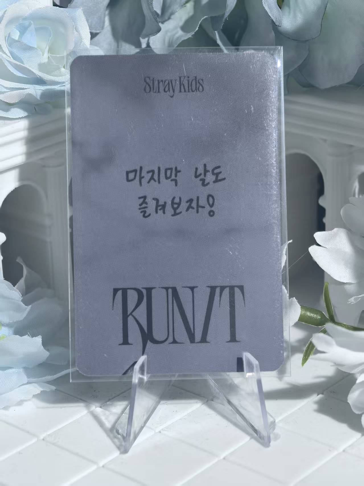 Straykids - LeeKnow Official Poca