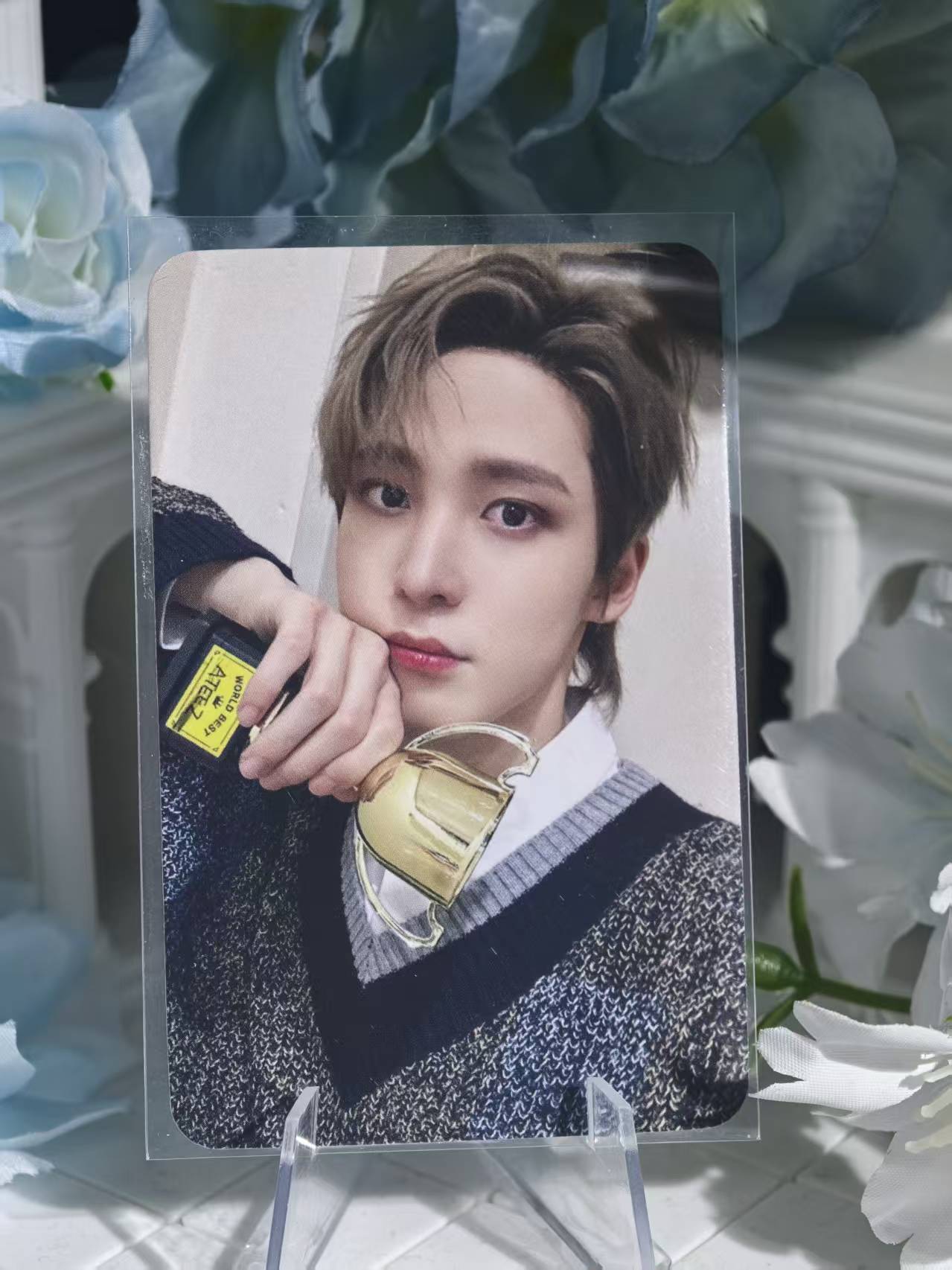 ATEEZ - Yunho Official Poca