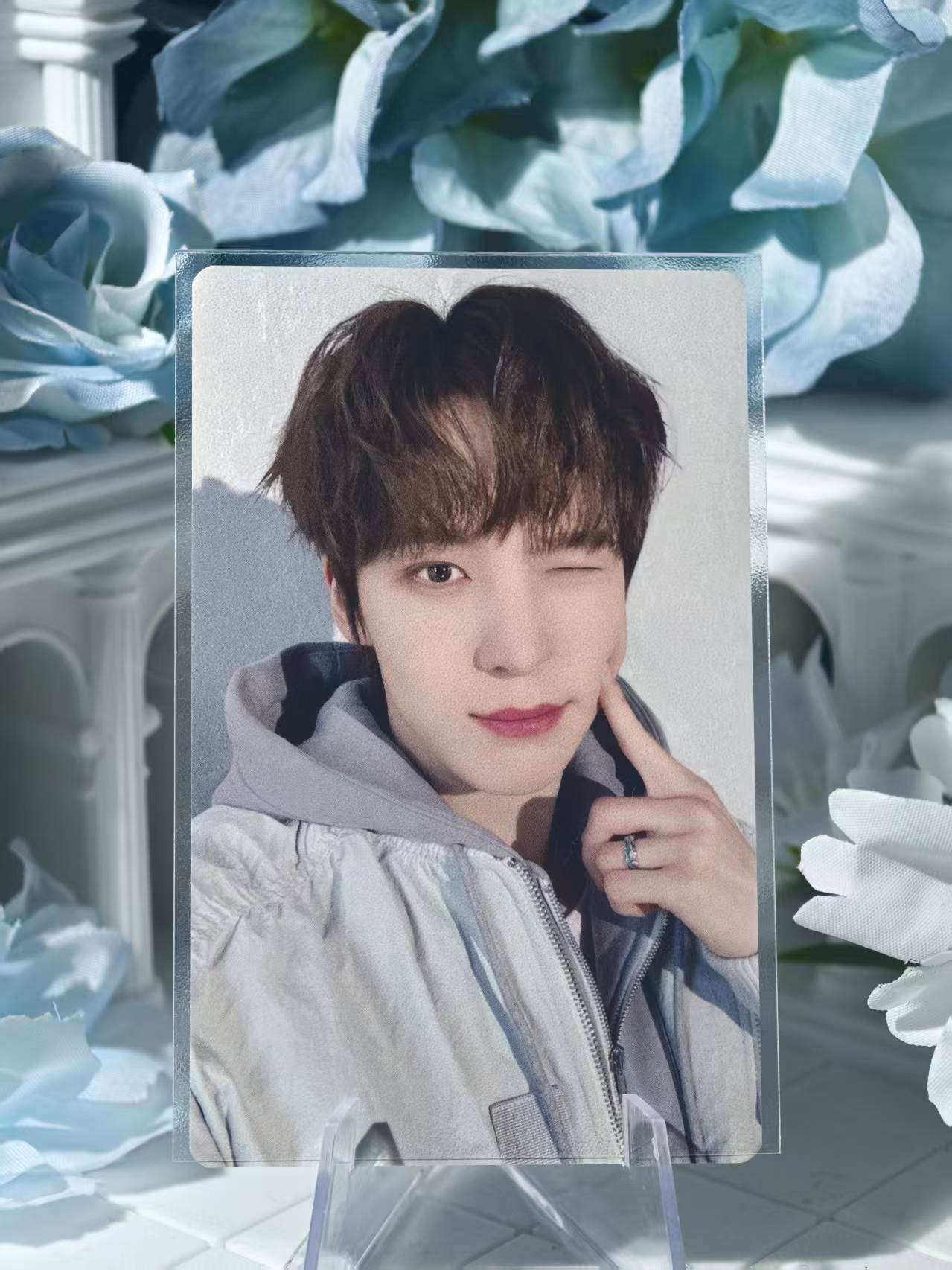 ATEEZ - Yunho Official Poca