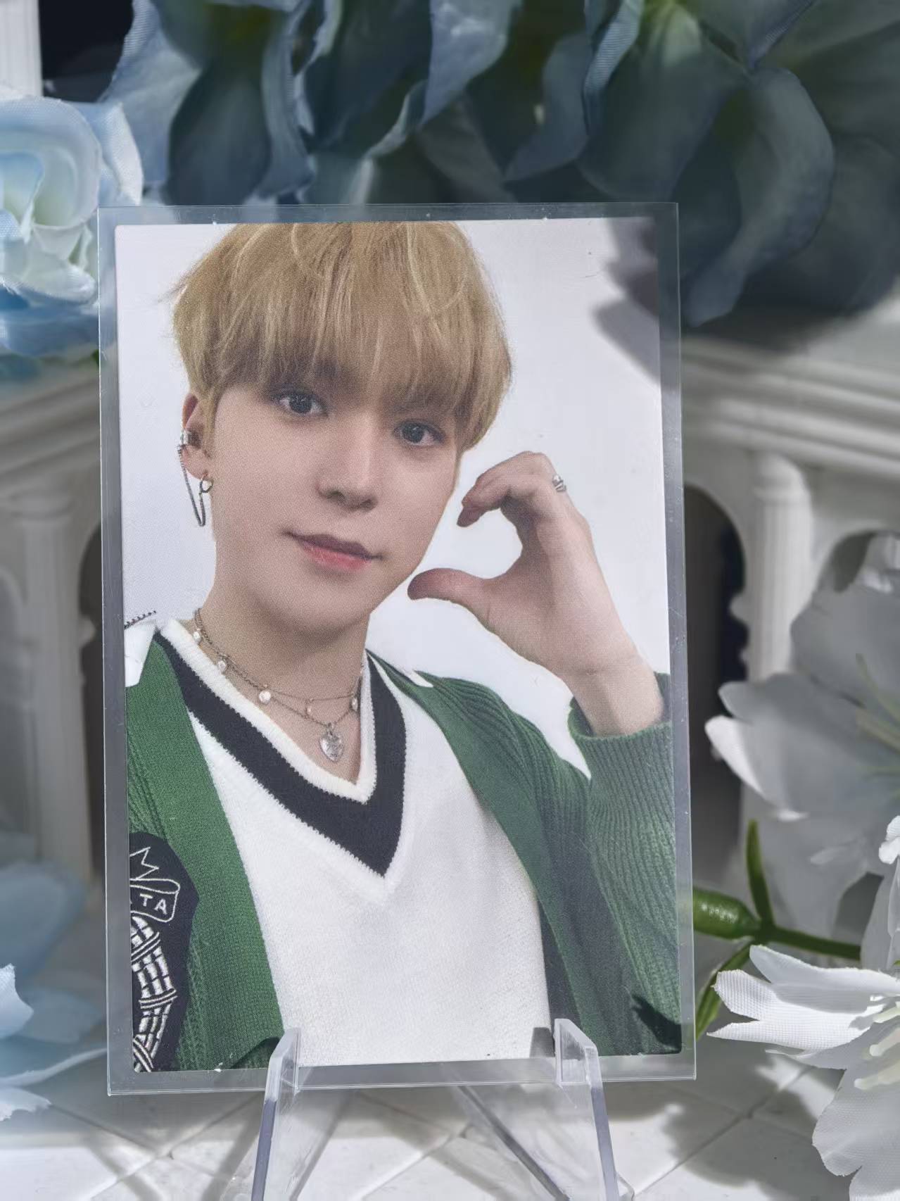 ATEEZ - Yunho Official Poca