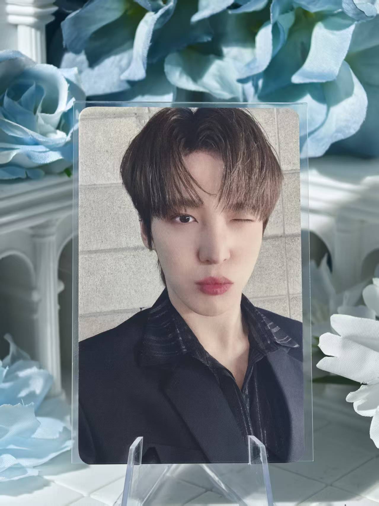 ATEEZ - Yunho Official Poca
