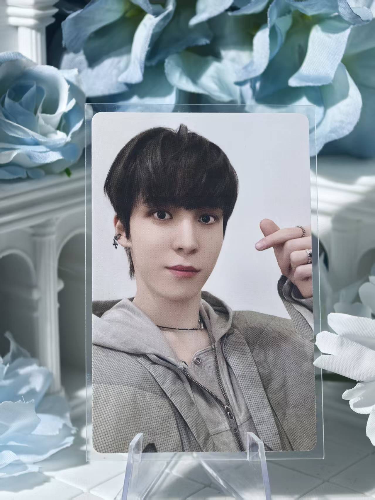ATEEZ - Yunho Official Poca