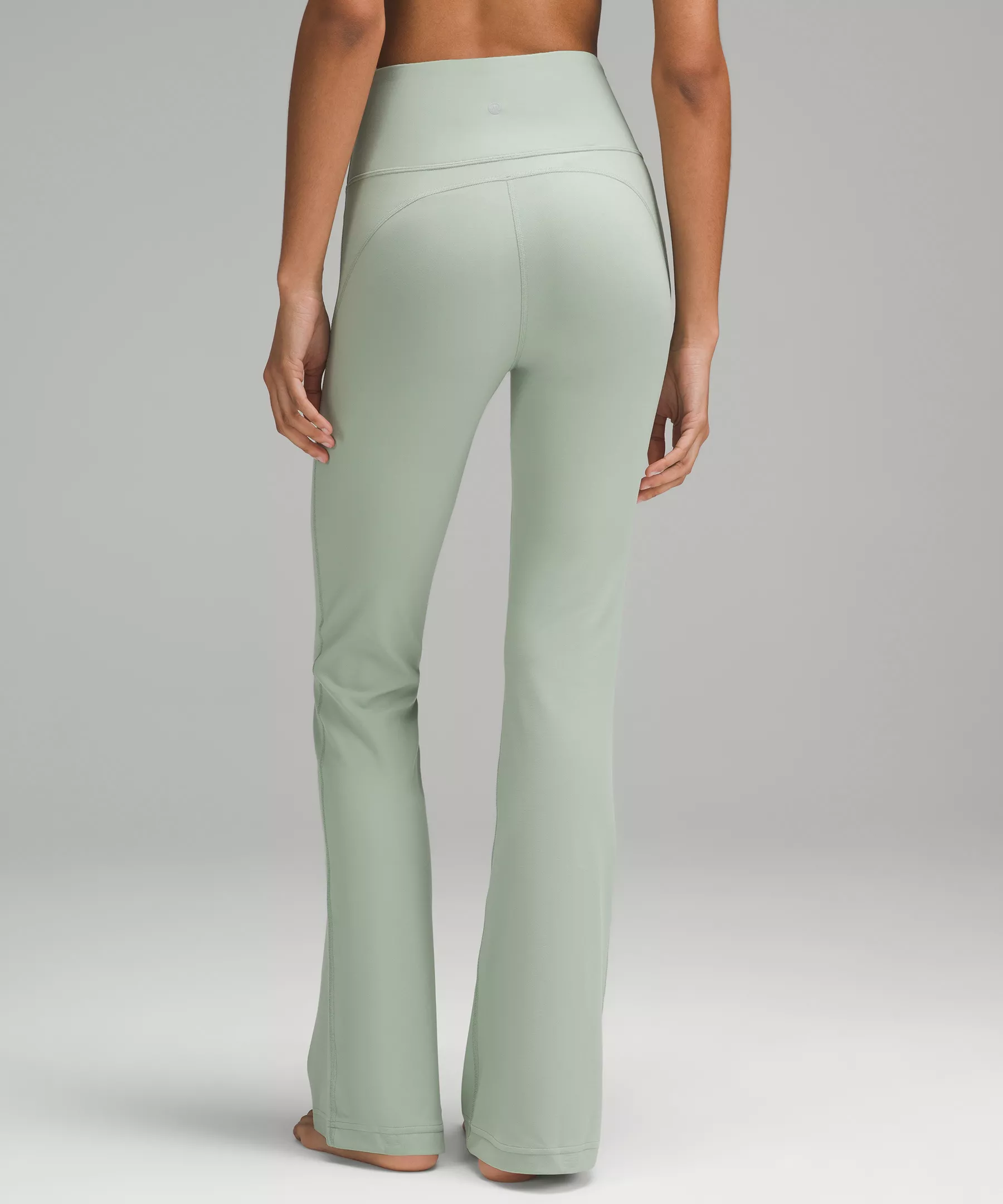 Groove Nulu Super-High-Rise Flared Pant Regular