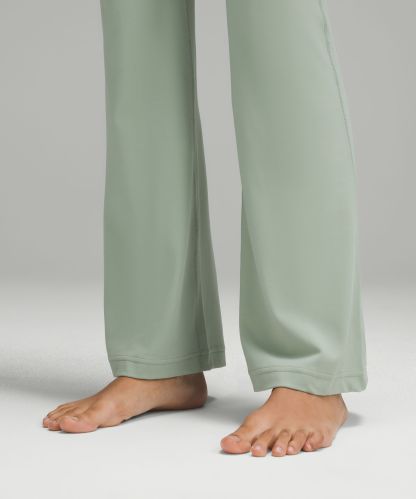 Groove Nulu Super-High-Rise Flared Pant Regular