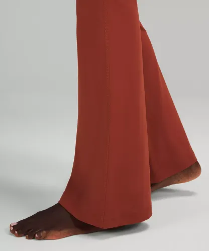 Groove Nulu Super-High-Rise Flared Pant Regular