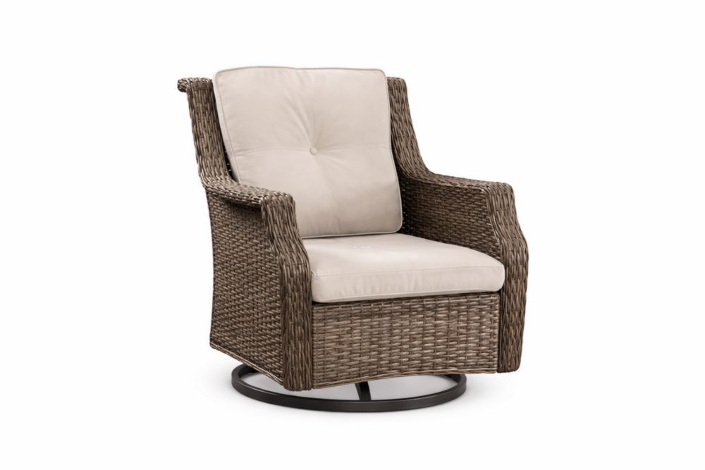 Fauteuil pivotant en résine tressée avec coussins crème