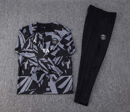 SURVÊTEMENTS PARIS SG 2025/2026