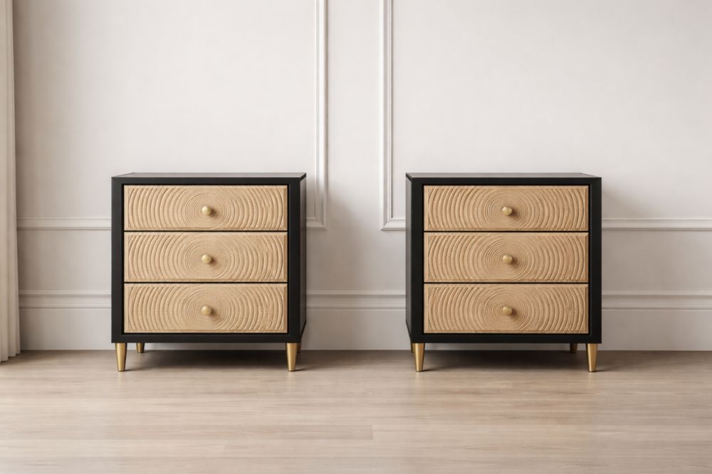 Set di Comodini in Legno MDF con Tre Cassetti Finitura Nero e Naturale