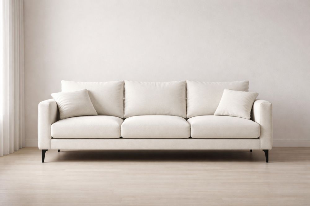 Divano a tre posti in tessuto poliestere crema con gambe in legno