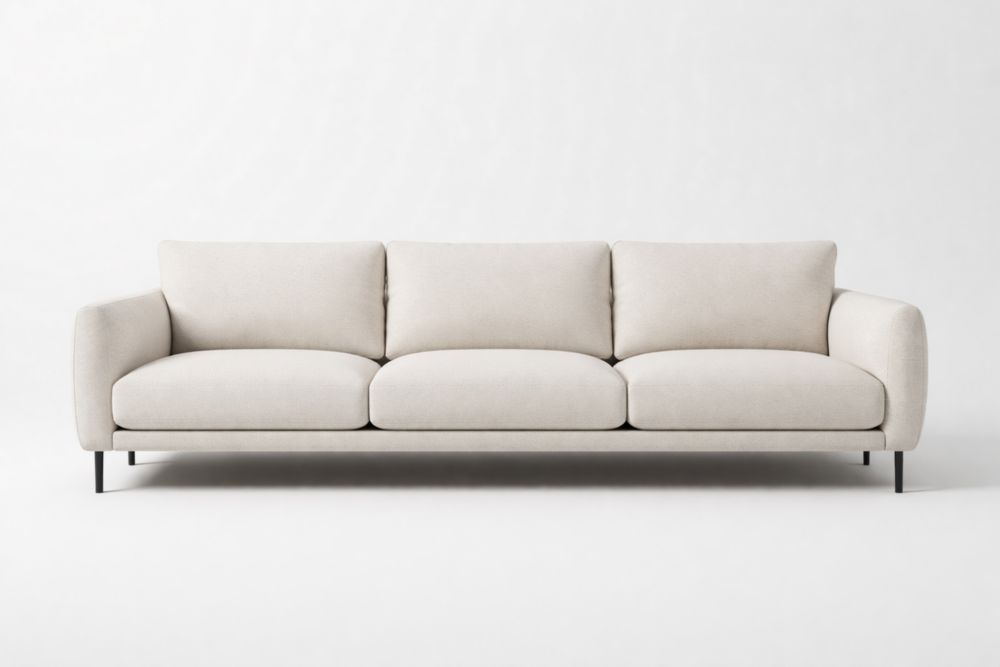 Divano triposto in tessuto beige con struttura in legno massello e gambe in Alluminio