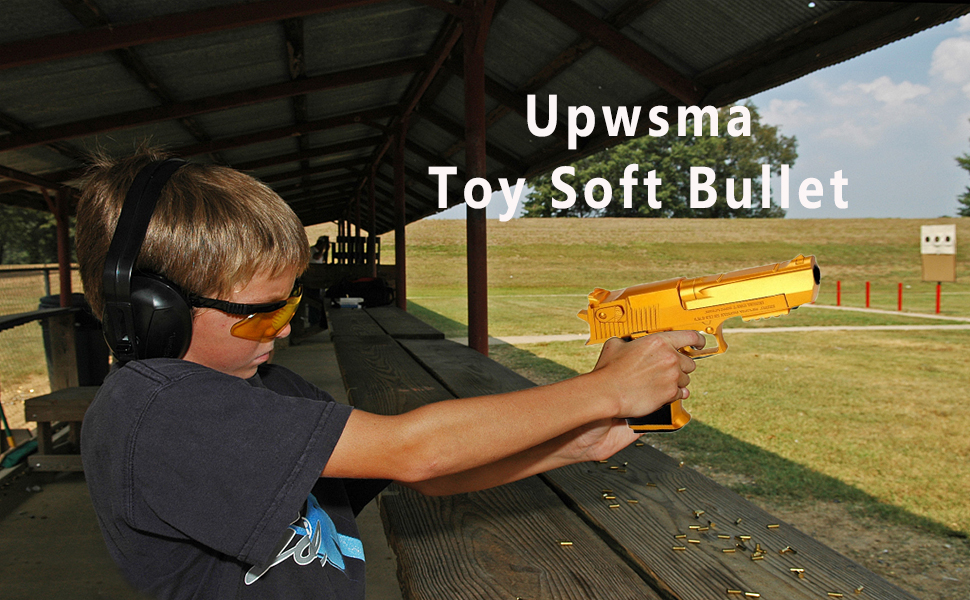 Cool toys, soft bullet guns.
