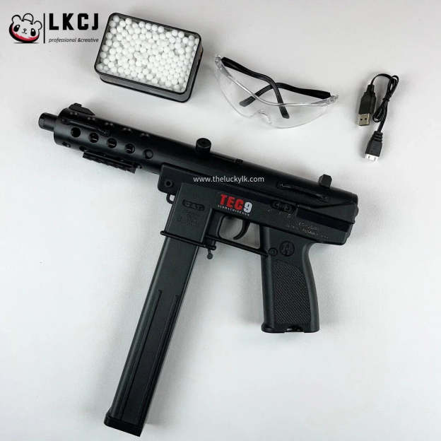 Gold/Sliver TEC9 Gel Blaster With 7 Colors of Lighted Silencer LKCJ