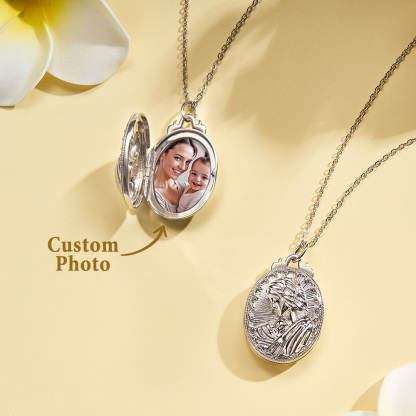 Personalized Photo Locket Necklace – Custom Engraved Picture Pendant for Women, Emotional Gift for Mom, Birthday or Mother’s Day