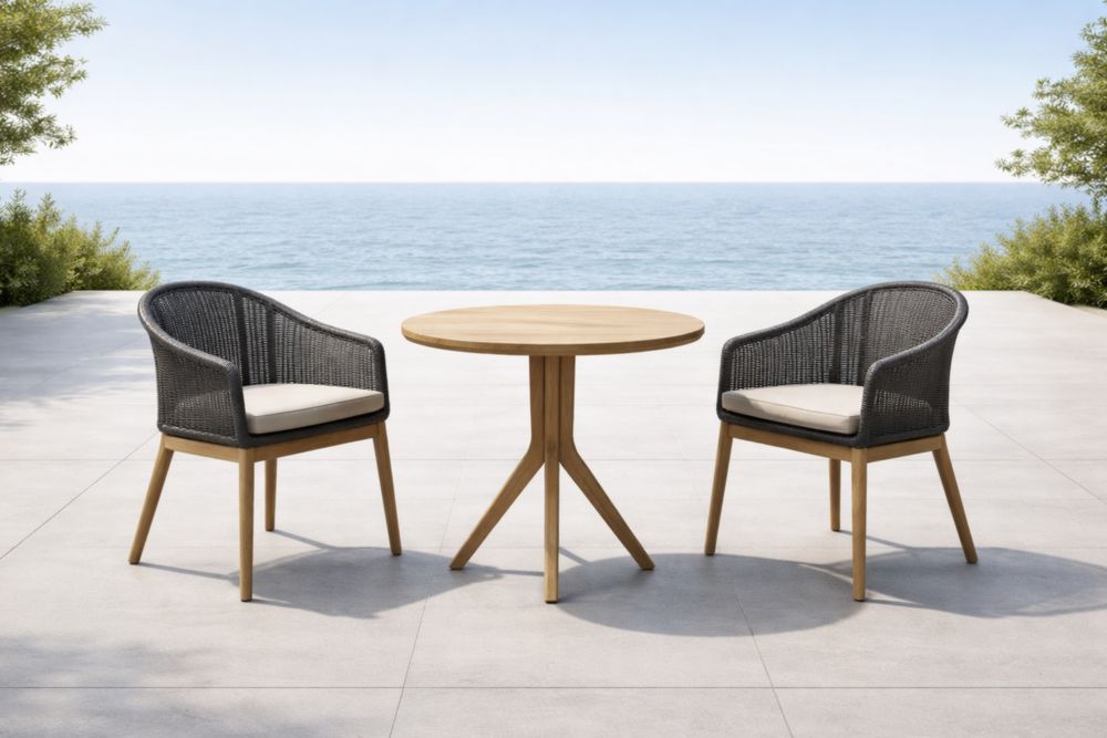 Ensemble Table Ronde en Bois et 2 Chaises en Résine avec Coussin Gris-Decorivio