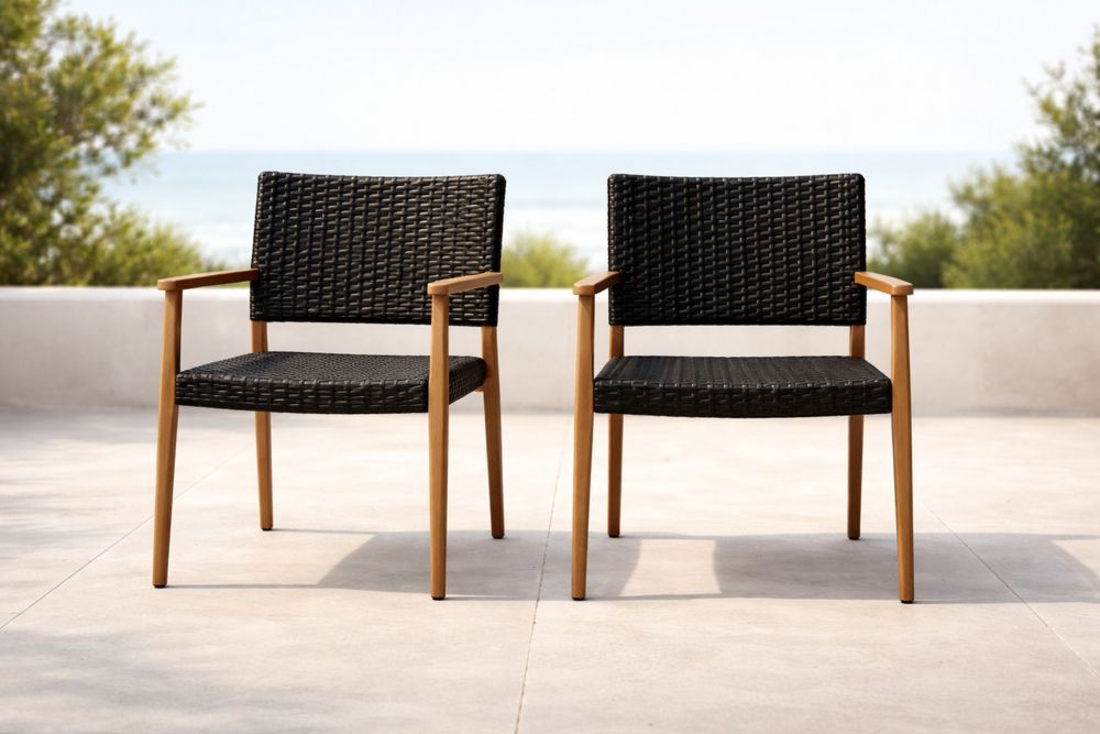 Chaises de jardin en polyéthylène tressé noir et bois d'acacia