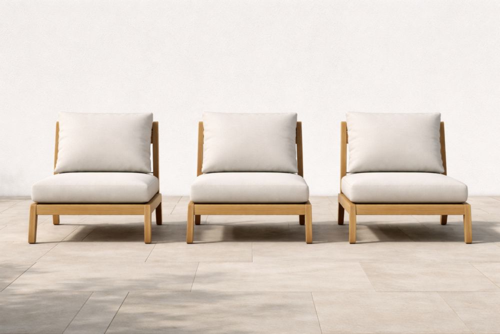 Chaises de jardin en bois avec coussins crème