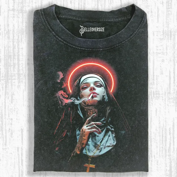 NUNS T-SHIRT