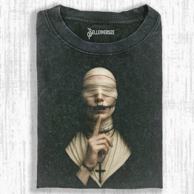NUNS T-SHIRT