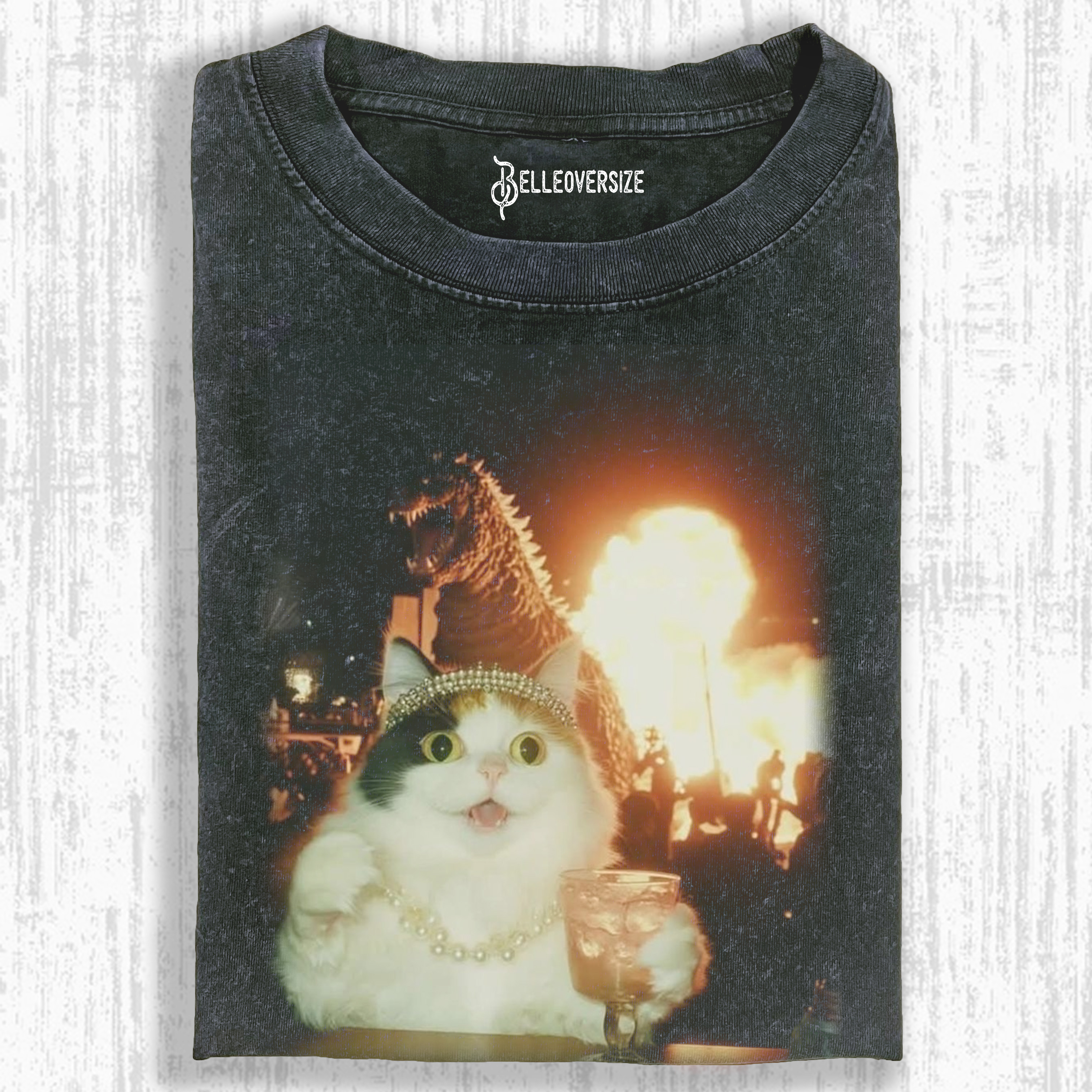 SCARING CATS T-SHIRT