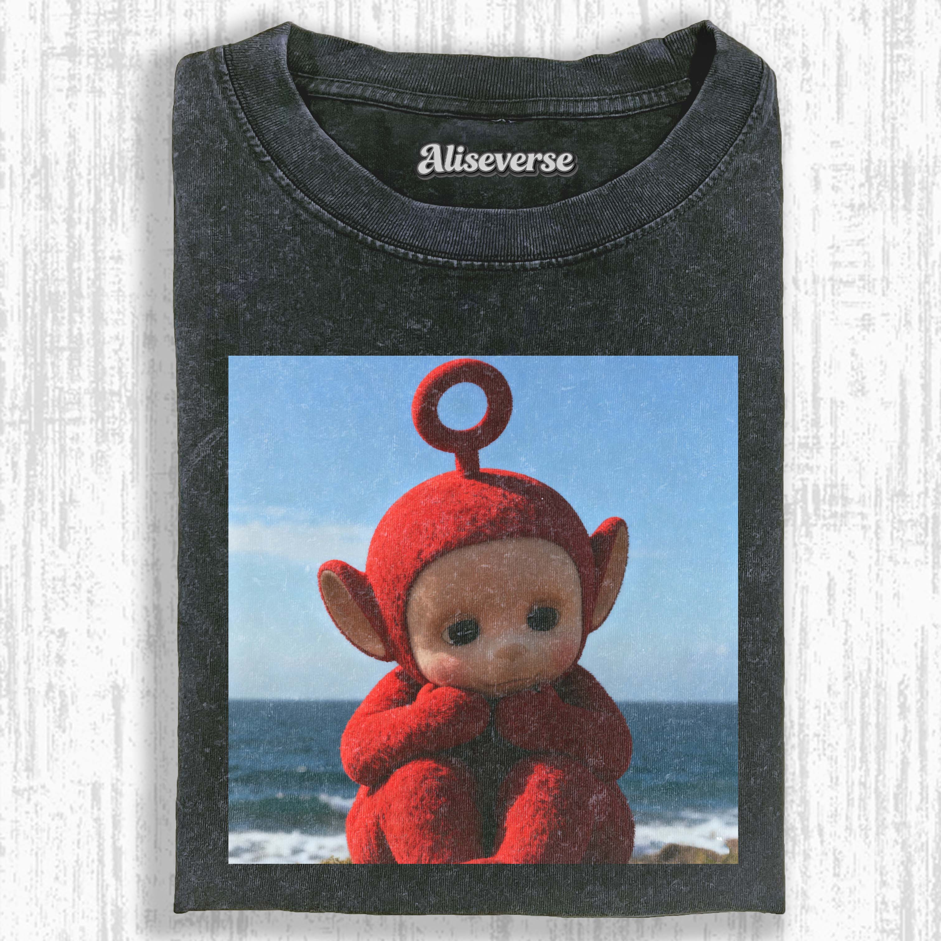 SUMMER KISS MOMENT T-SHIRT