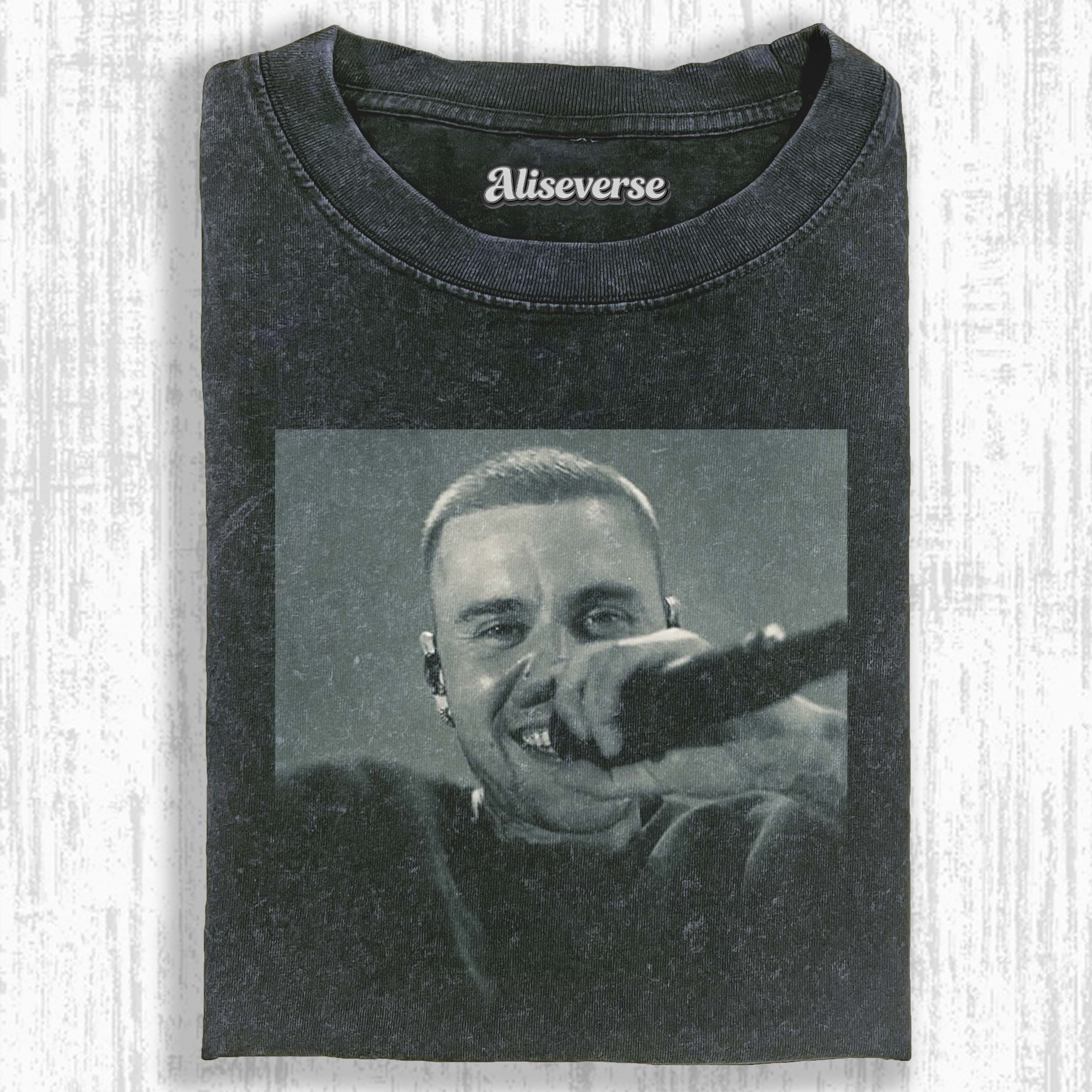 VINTAGE LIVE T-SHIRT