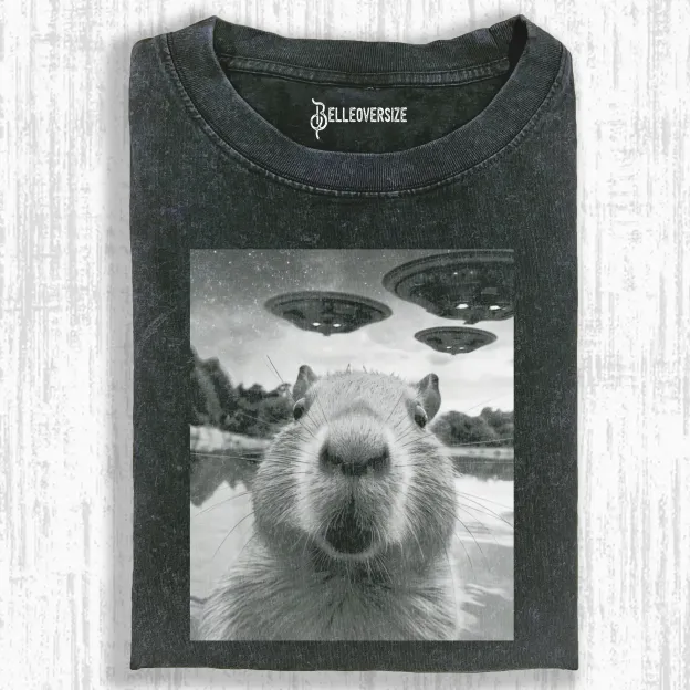WACKY CAPYBARA T-SHIRT