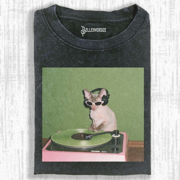WACKY CAT T-SHIRT