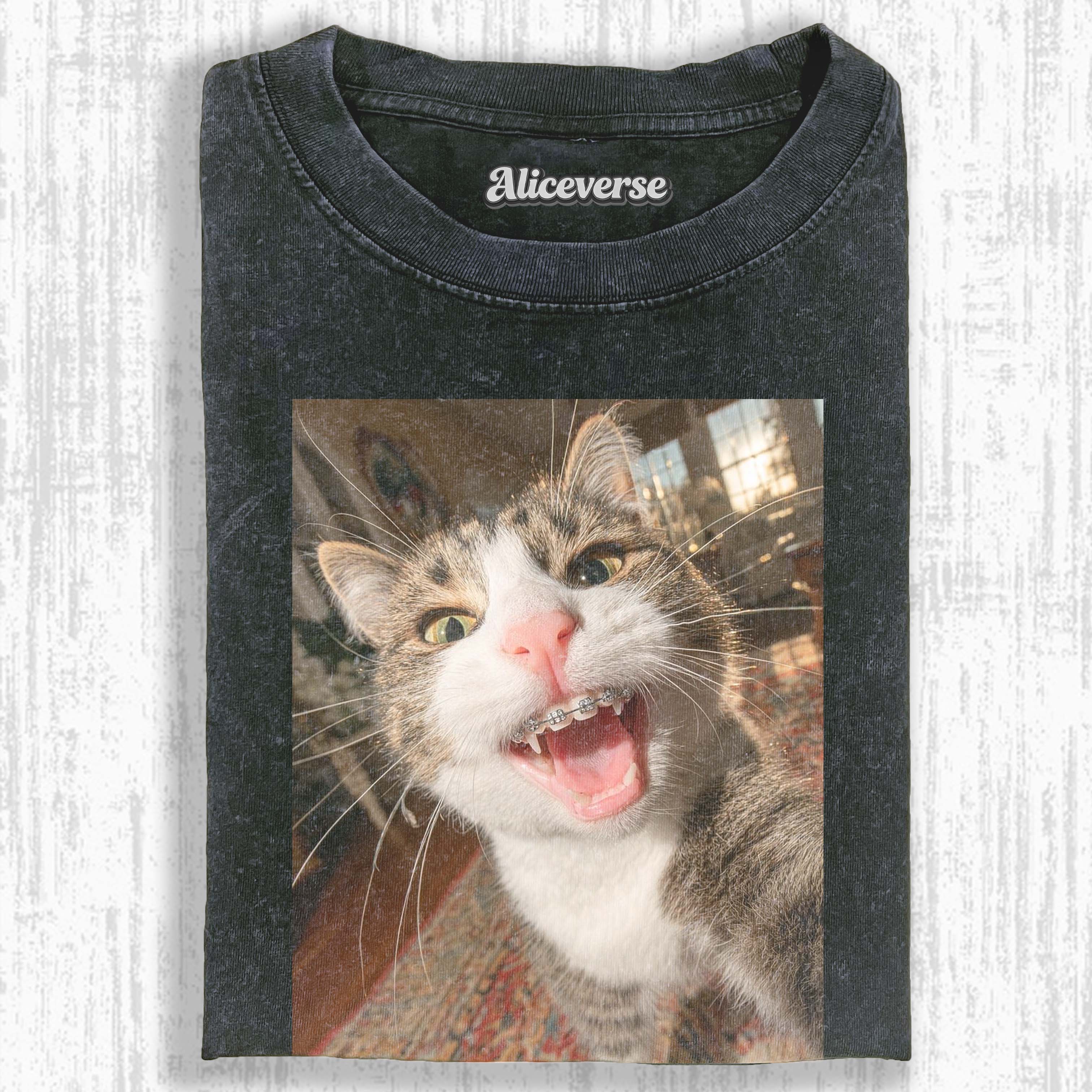 WACKY CAT T-SHIRT