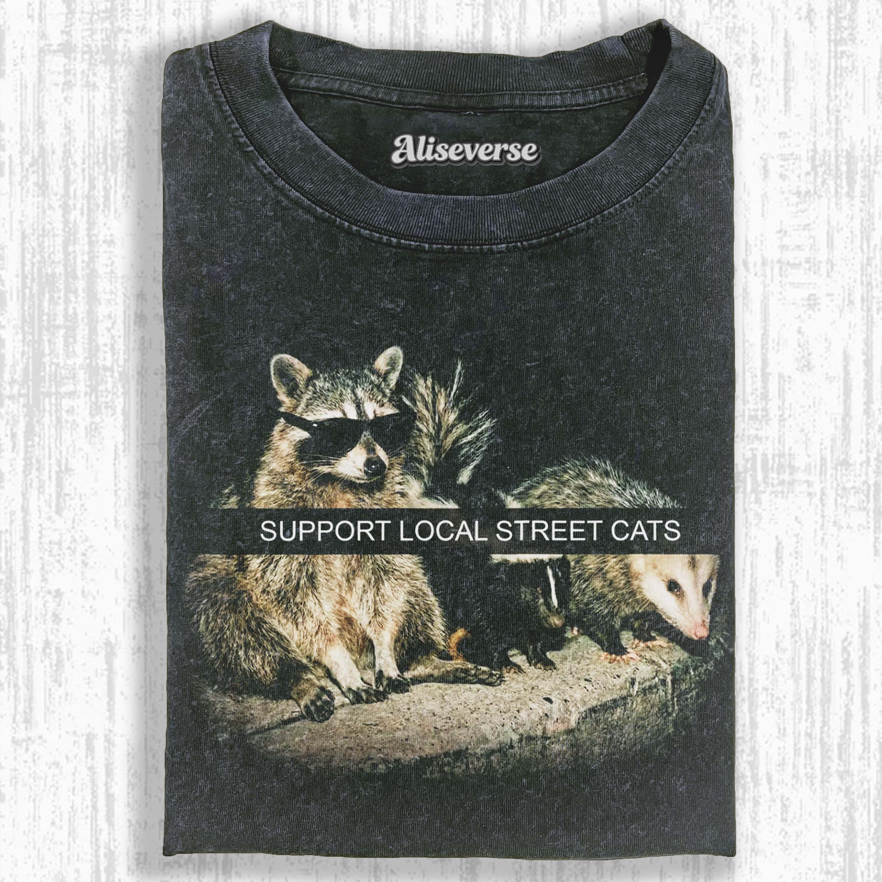 WACKY RACCOON T-SHIRT