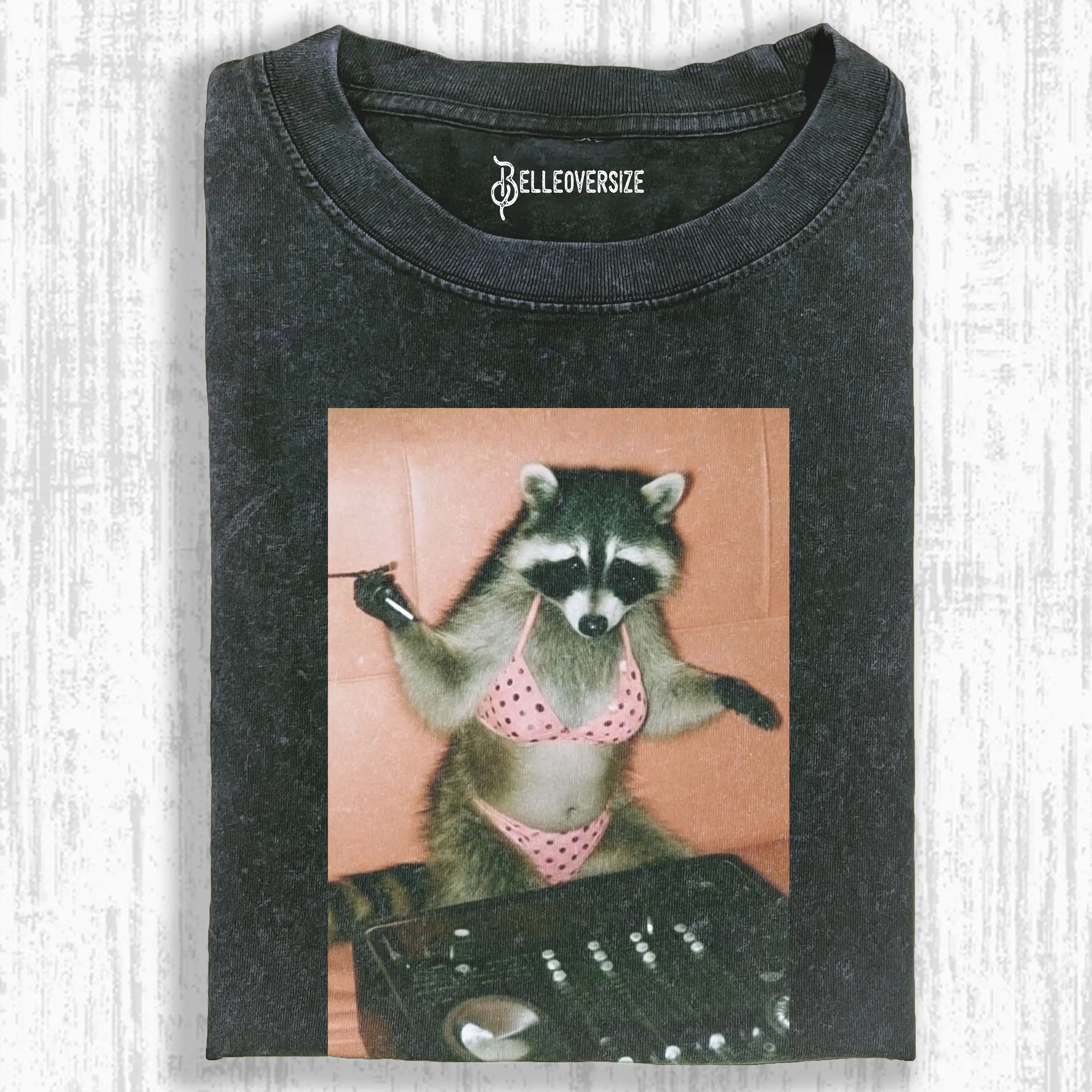 WACKY RACCOON T-SHIRT