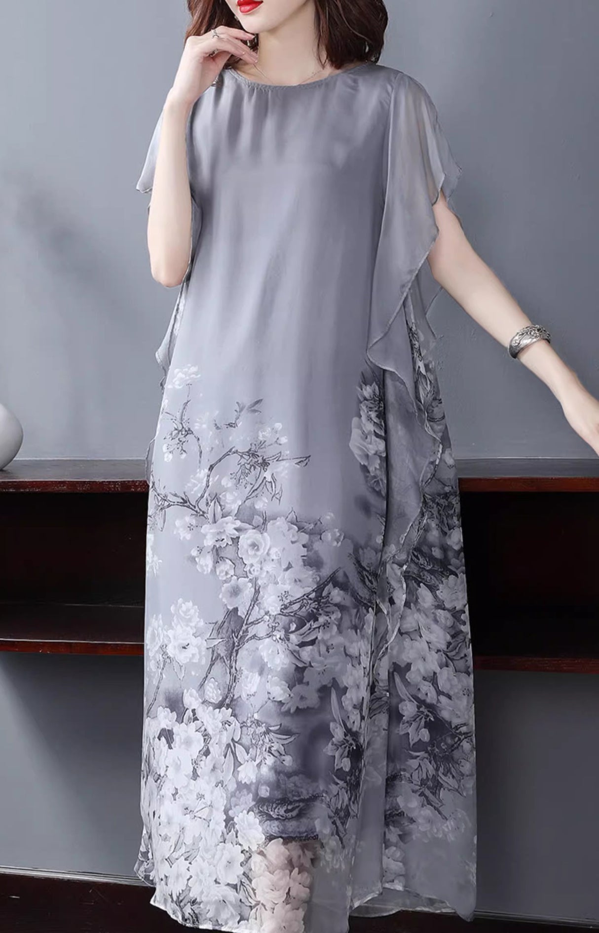 Comfortable chiffon printed summer silk dress