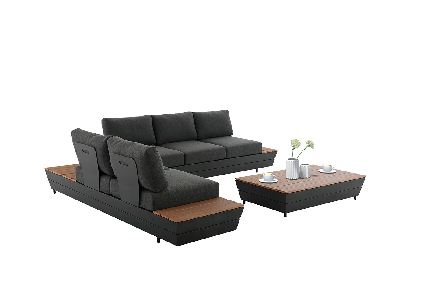 The modern combination outdoor furniture sofa set is suitable for use in gardens or courtyards.