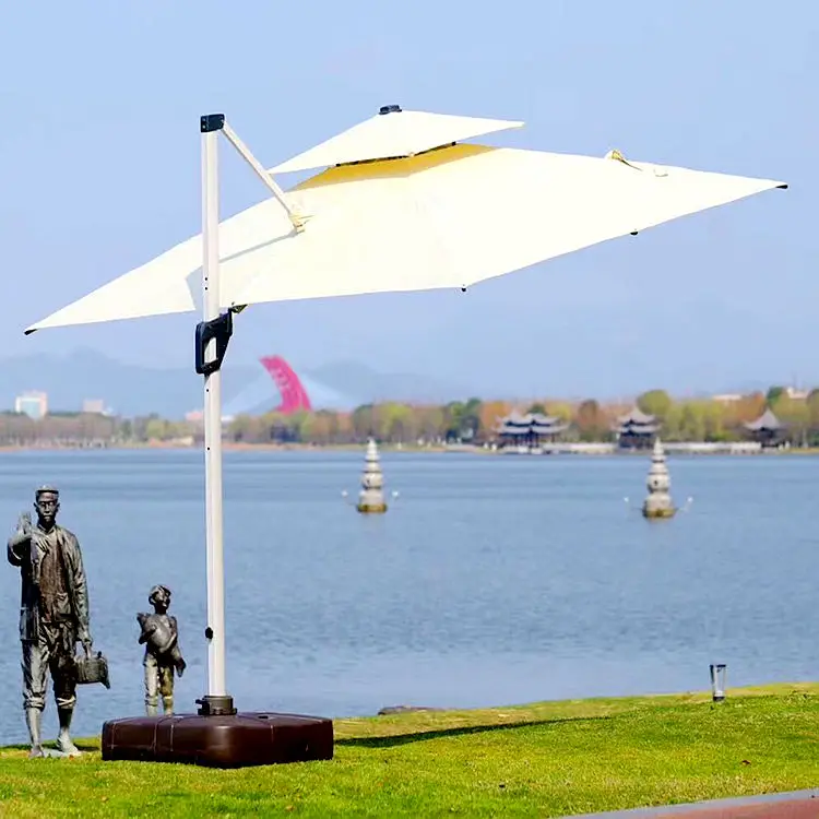 Factory price Garden Umbrella 10 ft Solar LED Patio Cantilever Offset Umbrella with 360 Degree Rotation