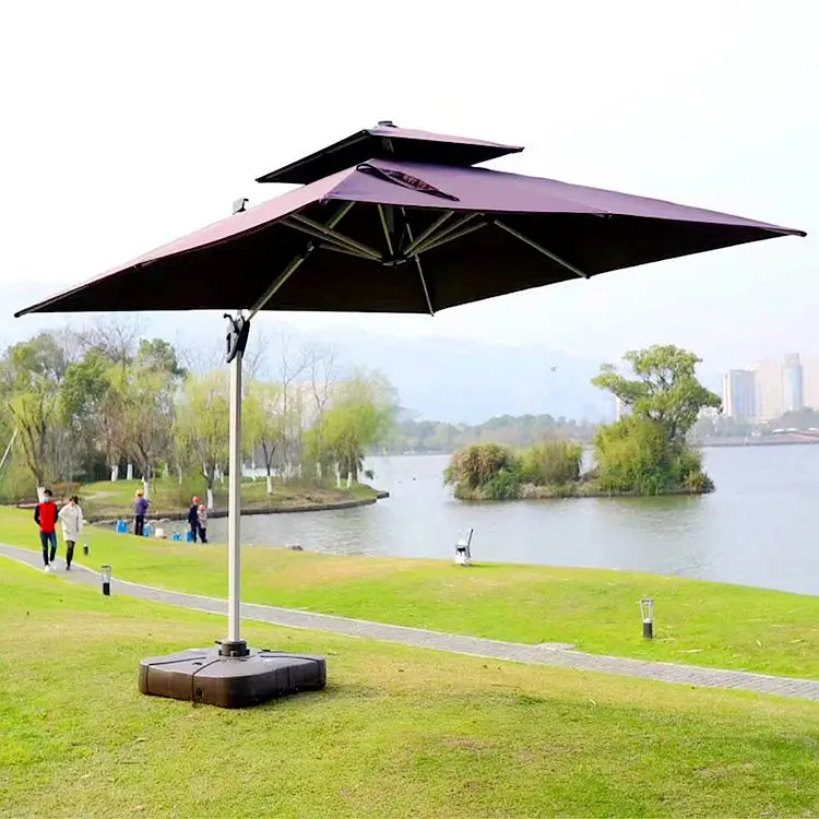 Factory price Garden Umbrella 10 ft Solar LED Patio Cantilever Offset Umbrella with 360 Degree Rotation