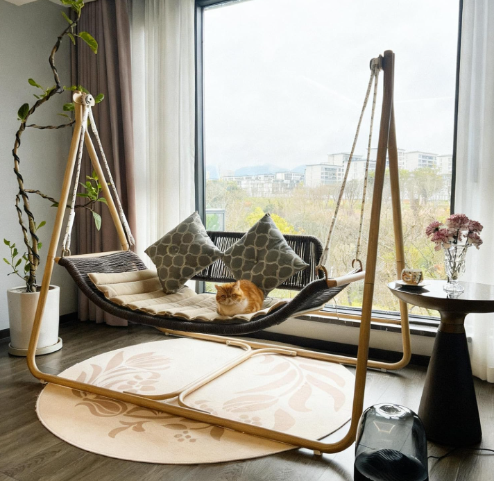  Swing Chair 