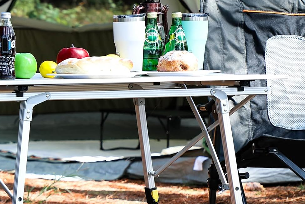 Lightweight Aluminum Folding Table