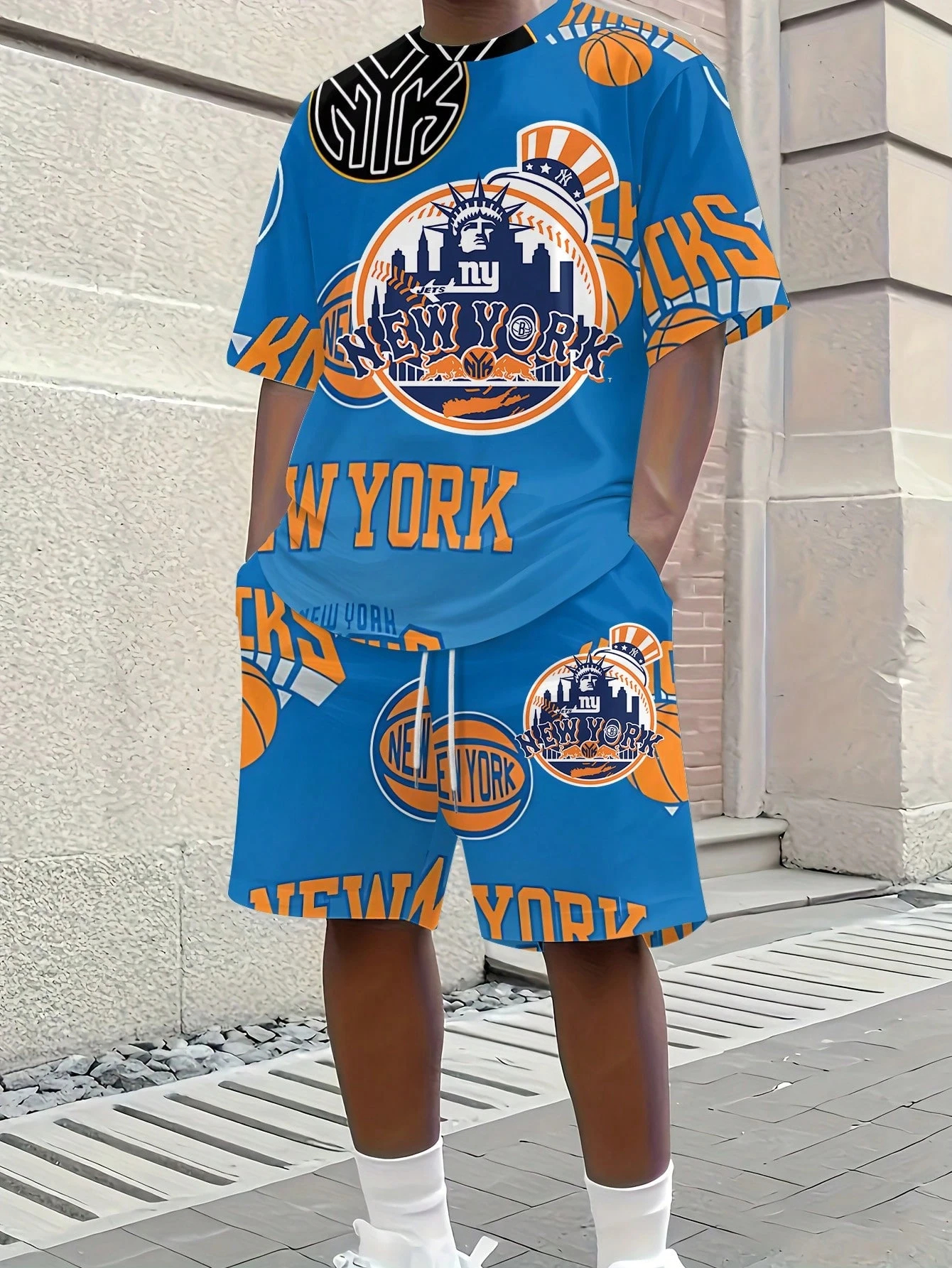 New York Knicks-T-Shirt And Shorts Set