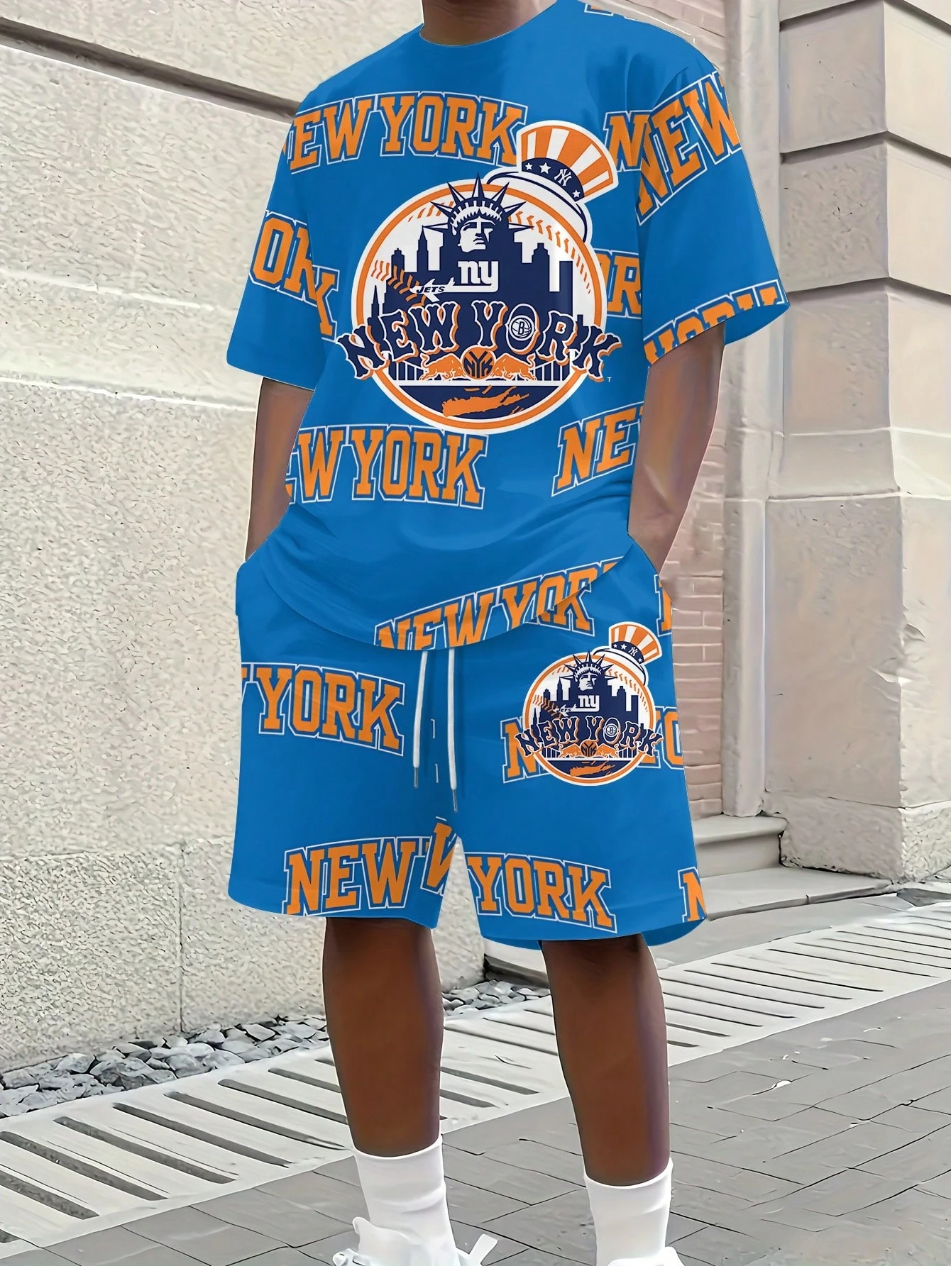 New York Knicks-T-Shirt And Shorts Set