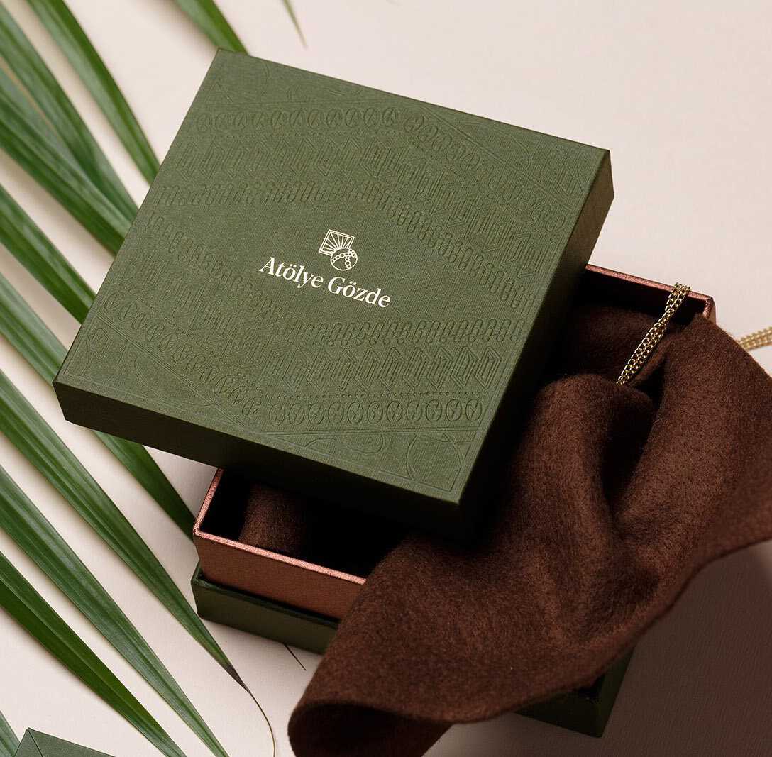 Embossed Luxury Jewelry Gift Box