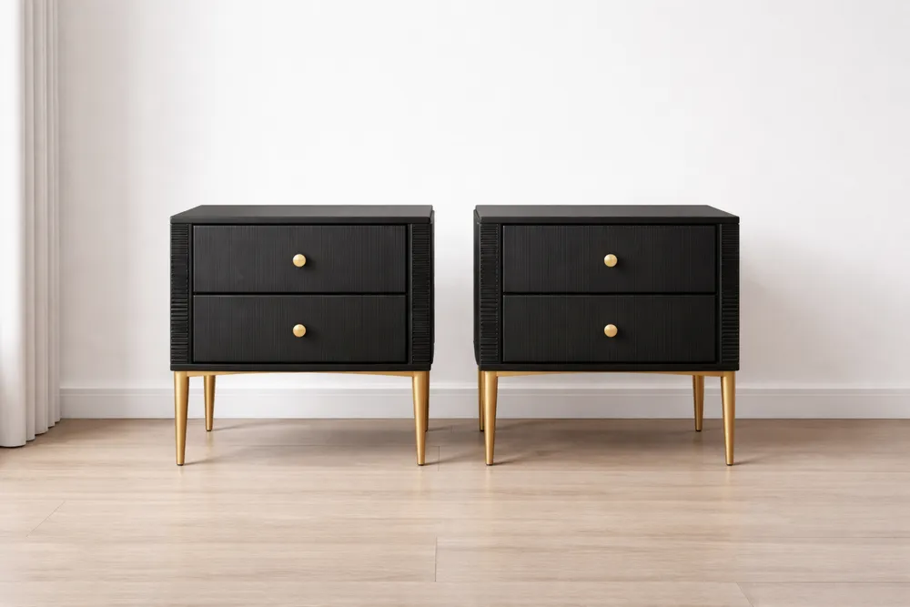 Tables de chevet en bois noir avec pieds en métal doré