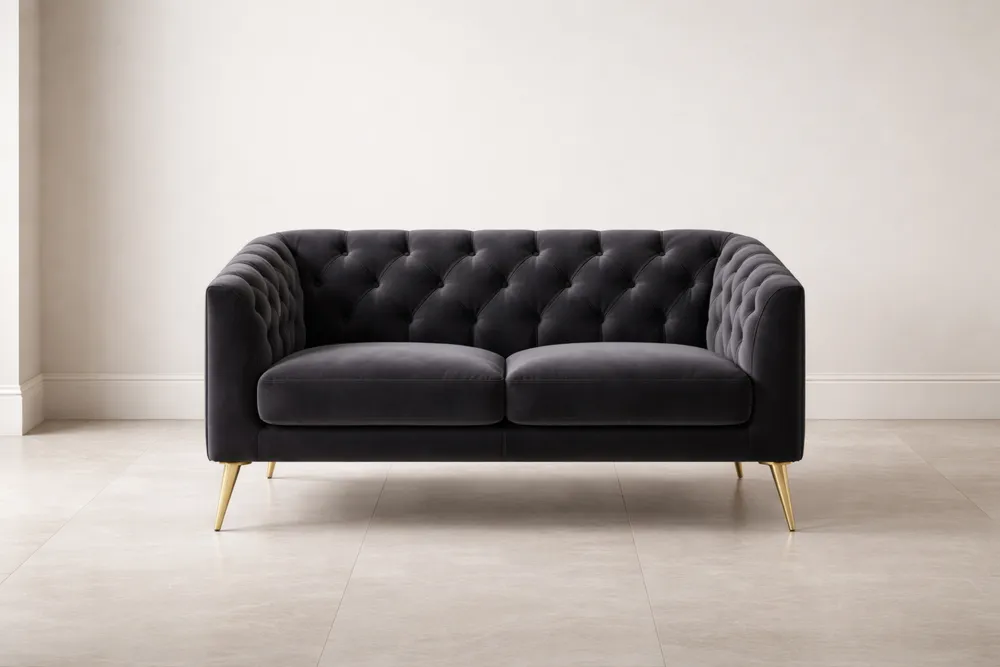 Canapé en velours noir avec pieds en métal doré