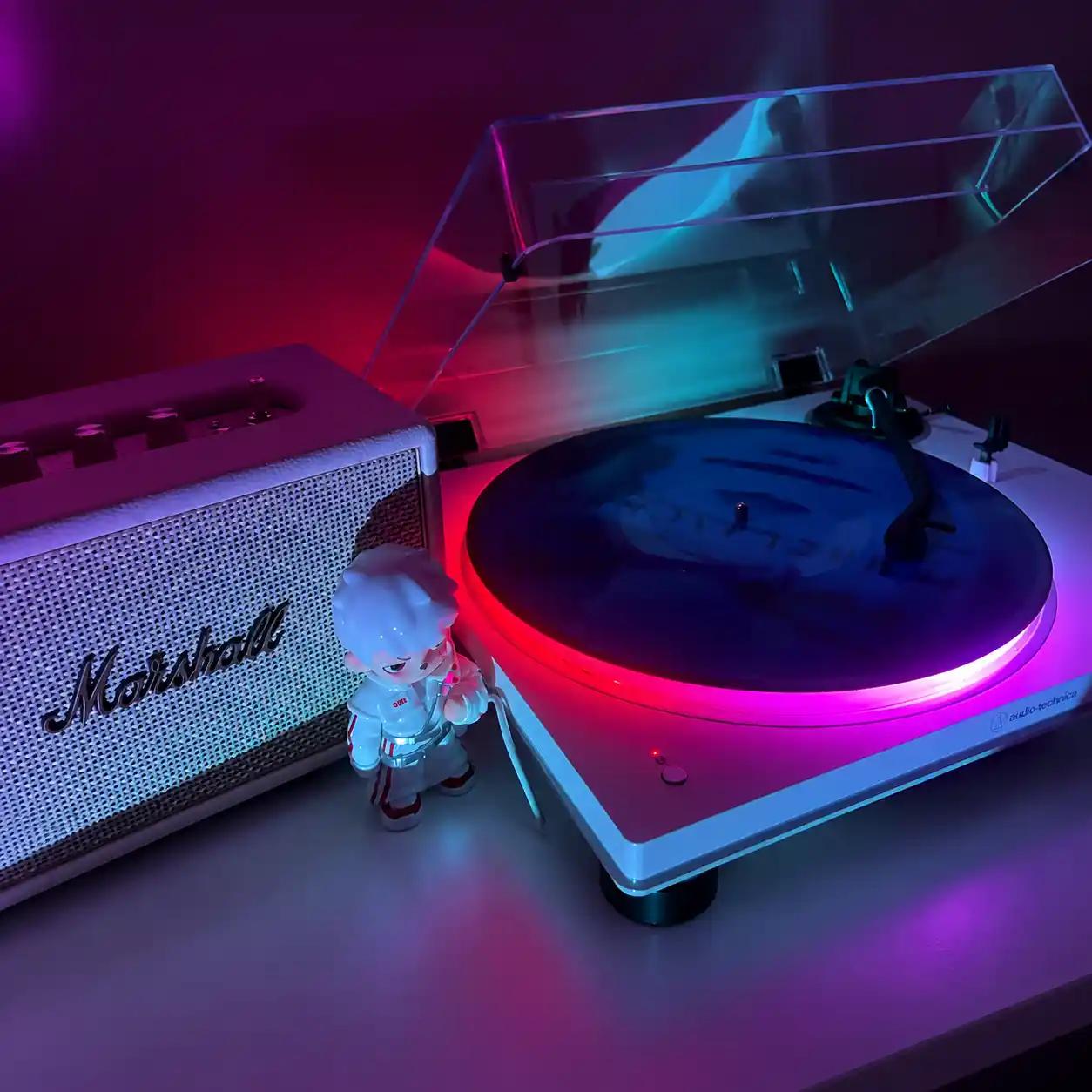 ALULUME LED Turntable Kit with Remote