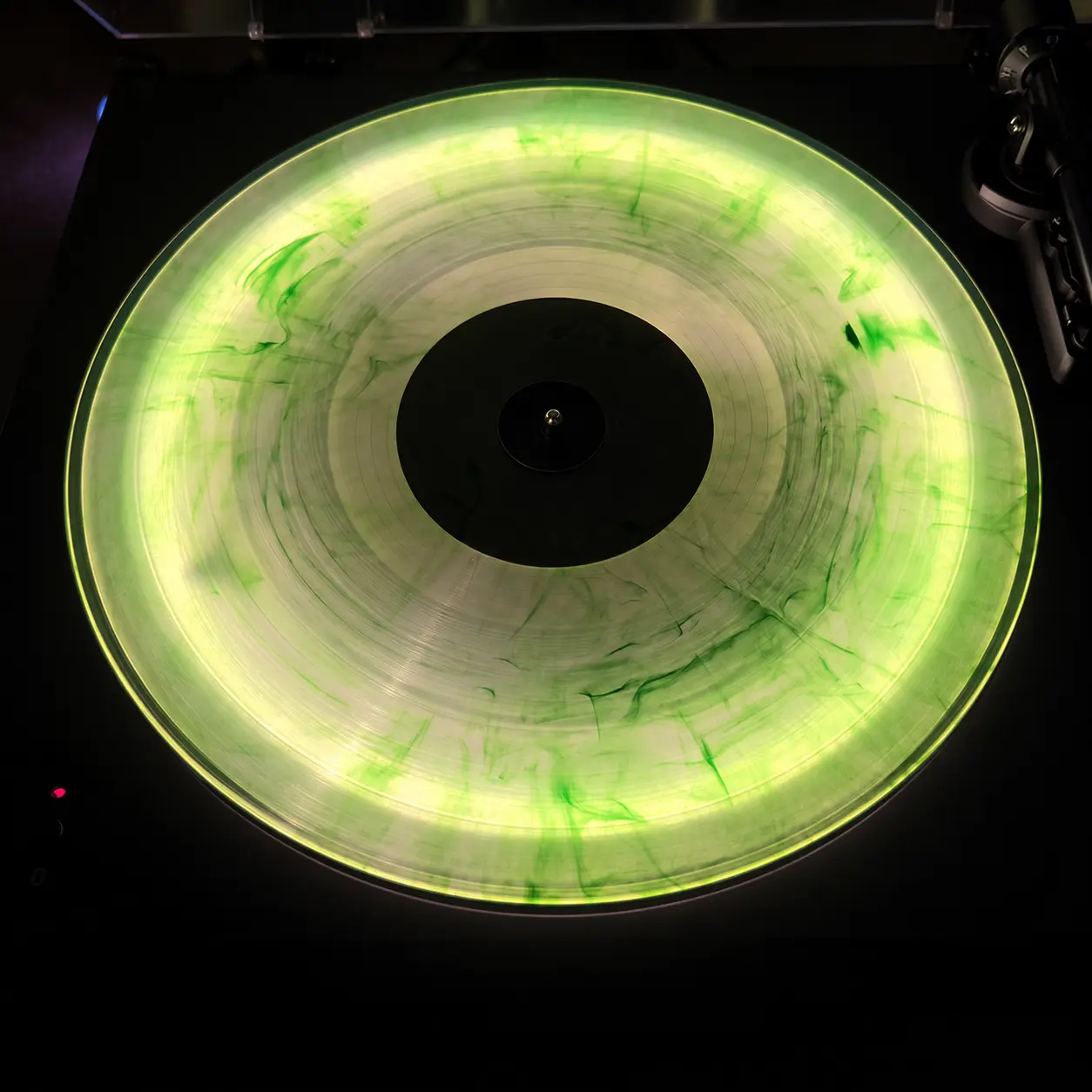 ALULUME LED Turntable Kit with Remote