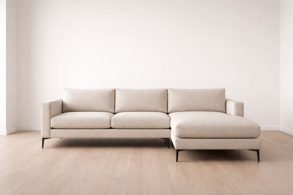 Canapé d'angle en tissu beige avec pieds en métal