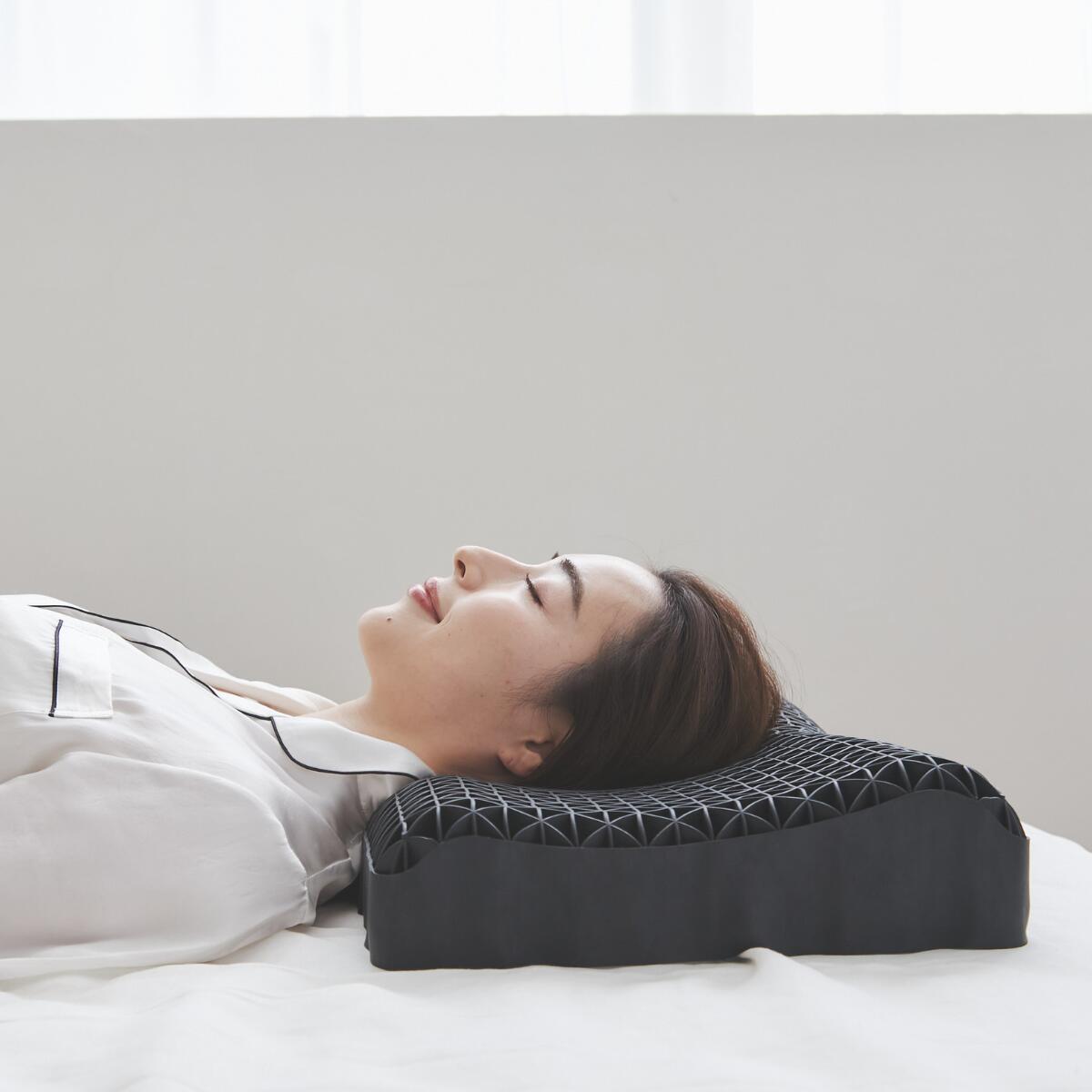 【最大15000円OFFクーポン配布中】 枕 枕カバー 付 ヒツジのいらない枕 ギフト 実用的 健康グッズ 誕生日 ギフト 洗える 通気性 寝用枕 うつぶせ寝 まくら ジェル 首 寝返り 横向き 仰向け いびき 予防 防止 tpe ジェル 高反発枕 至極 調律 極柔