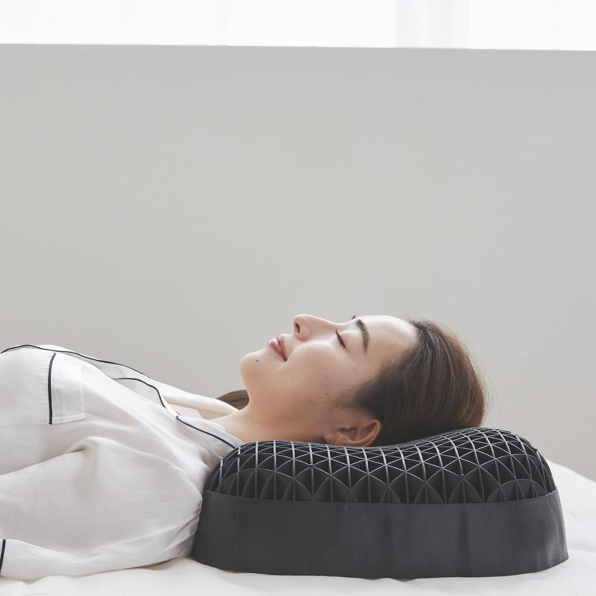 【最大15000円OFFクーポン配布中】 枕 枕カバー 付 ヒツジのいらない枕 ギフト 実用的 健康グッズ 誕生日 ギフト 洗える 通気性 寝用枕 うつぶせ寝 まくら ジェル 首 寝返り 横向き 仰向け いびき 予防 防止 tpe ジェル 高反発枕 至極 調律 極柔